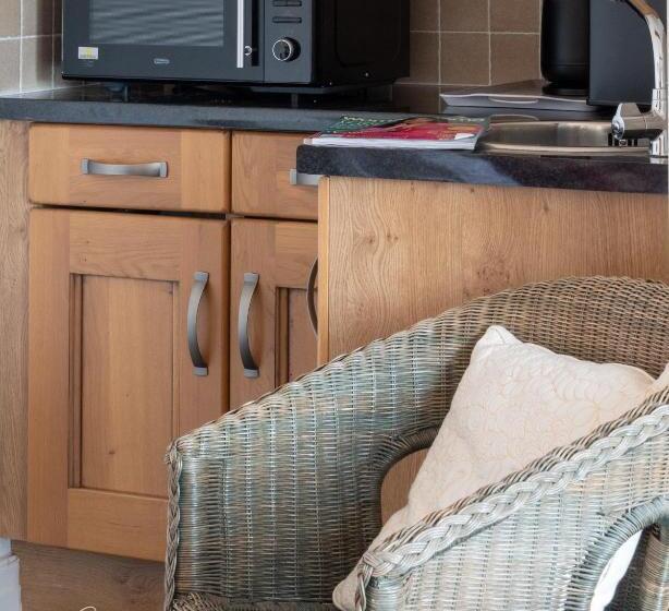 צימר The Annex At Church View Barn