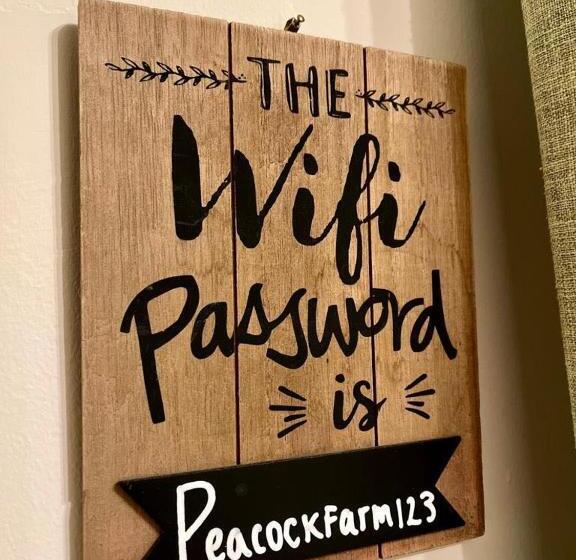 ベッドアンドブレックファースト The Paddock At Peacock Farm Near Belvoir Castle