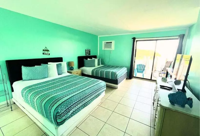 Hotelli Conch Key Fishing Lodge & Marina