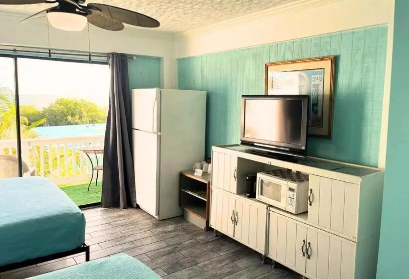 Hotelli Conch Key Fishing Lodge & Marina