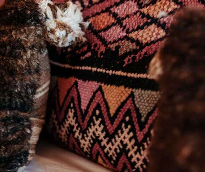 فندق Domaine De Tameslohte