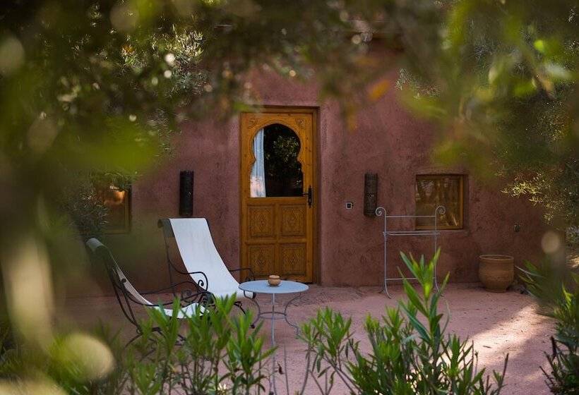 فندق Domaine De Tameslohte