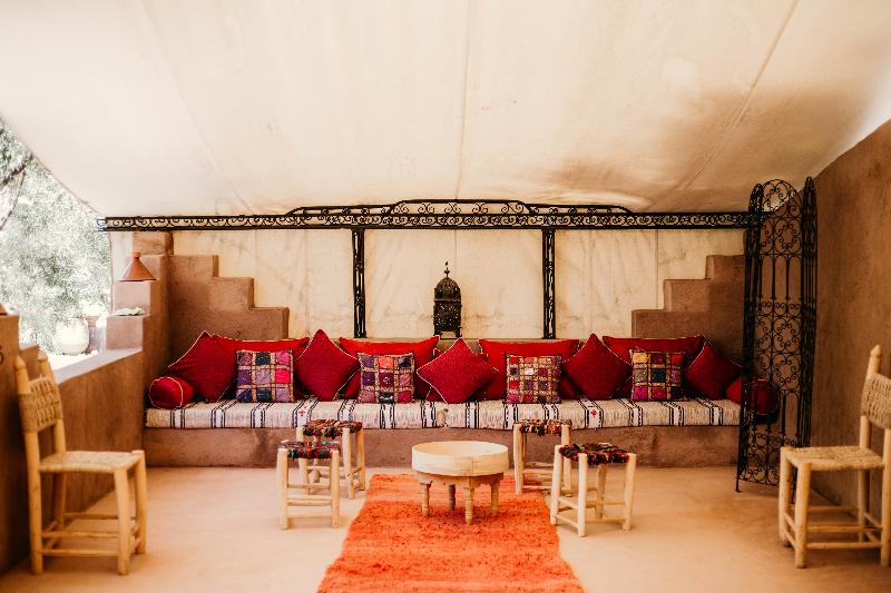 فندق Domaine De Tameslohte