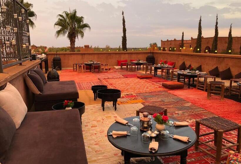 فندق Domaine De Tameslohte