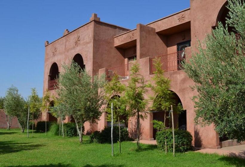 فندق Domaine De Tameslohte