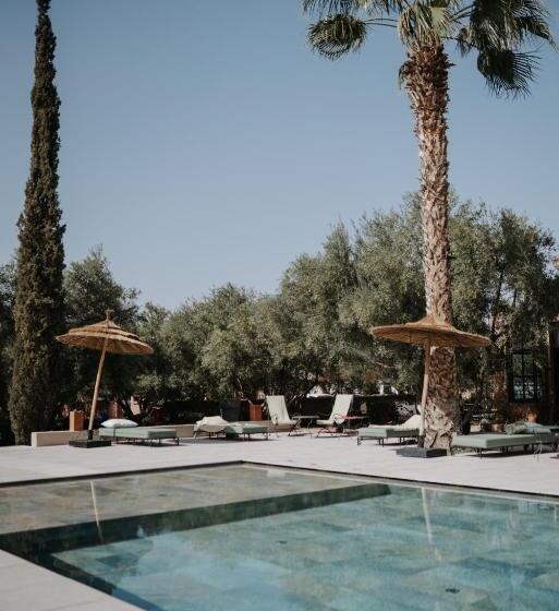 فندق Domaine De Tameslohte