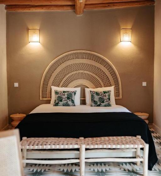 فندق Domaine De Tameslohte