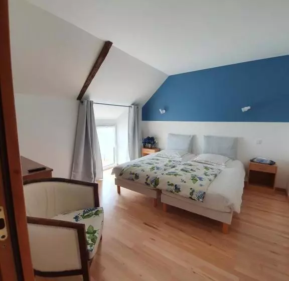 Hotelli Hôtel   Restaurant L Hortensia