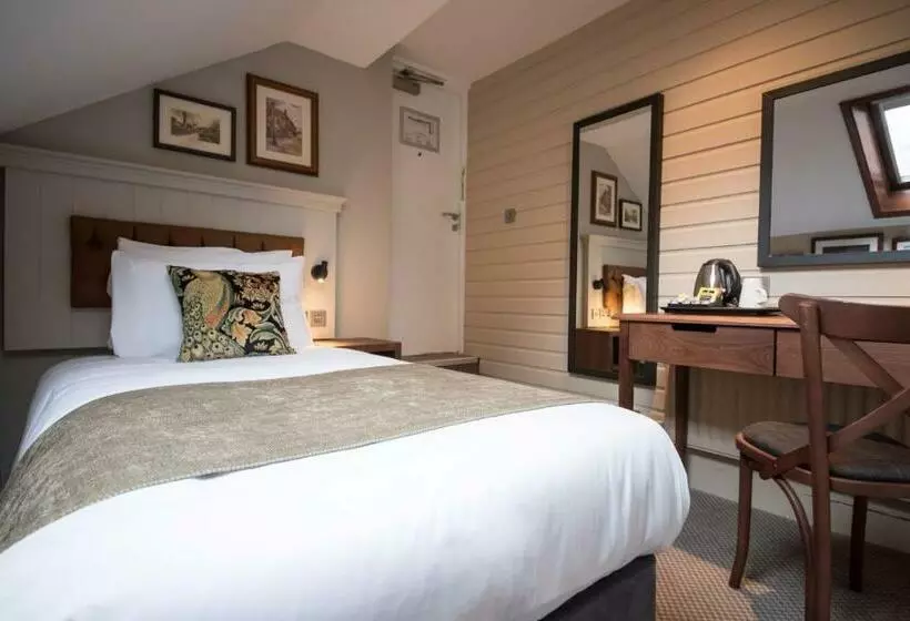 Hotelli The Five Bells By Innkeeper S Collection