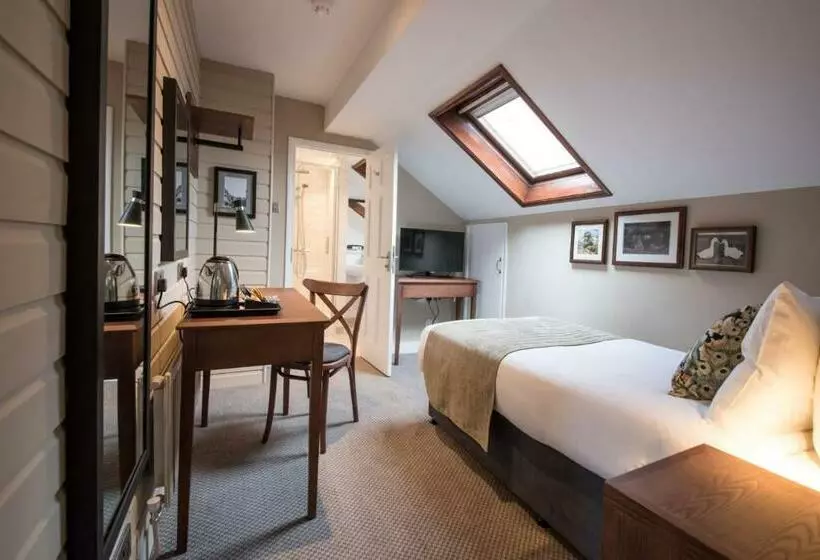 Hotelli The Five Bells By Innkeeper S Collection