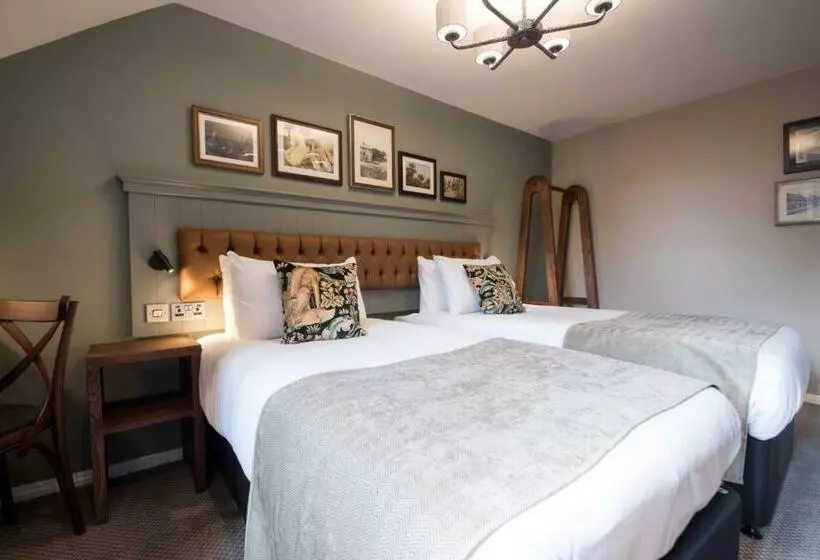 Hotelli The Five Bells By Innkeeper S Collection