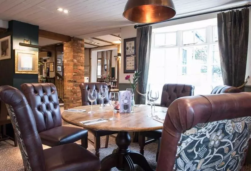 Hotelli The Five Bells By Innkeeper S Collection