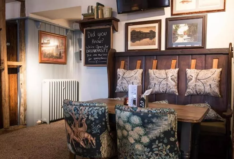 Hotelli The Five Bells By Innkeeper S Collection