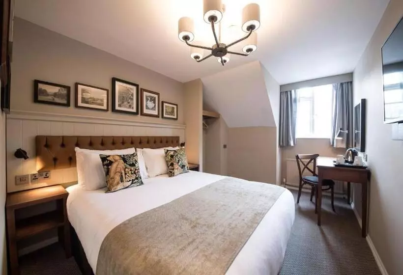 Hotelli The Five Bells By Innkeeper S Collection