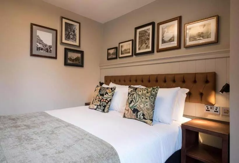 Hotelli The Five Bells By Innkeeper S Collection