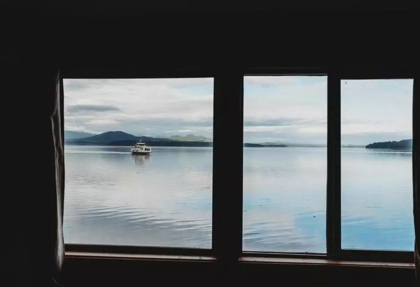 Hotelli The Oceanfront