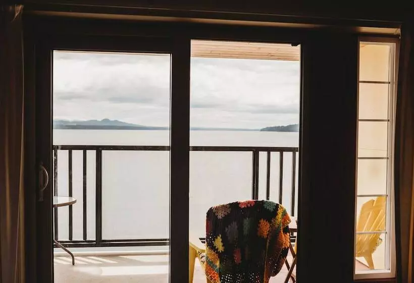 Hotelli The Oceanfront