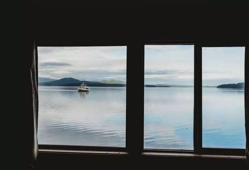 Hotelli The Oceanfront