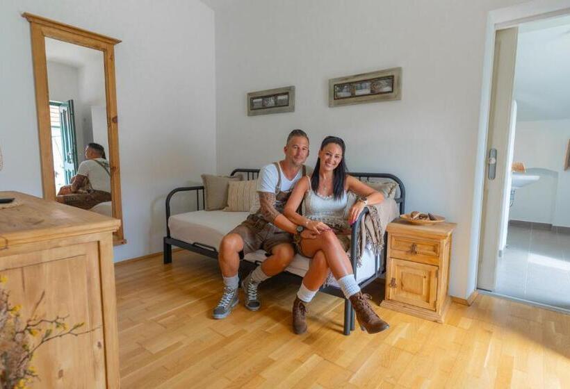 酒店 Winzerhof Küssler Weinviertel