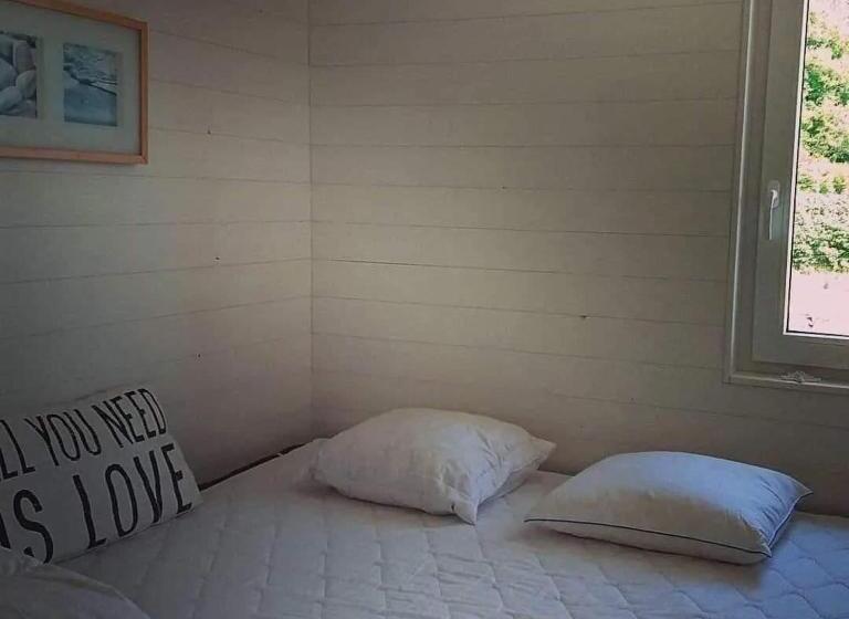 Hunnebostrands Vandrarhem Gammelgården