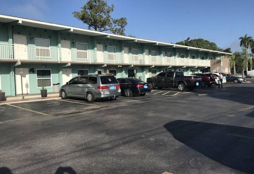 فندق على الطريق Immokalee Inn