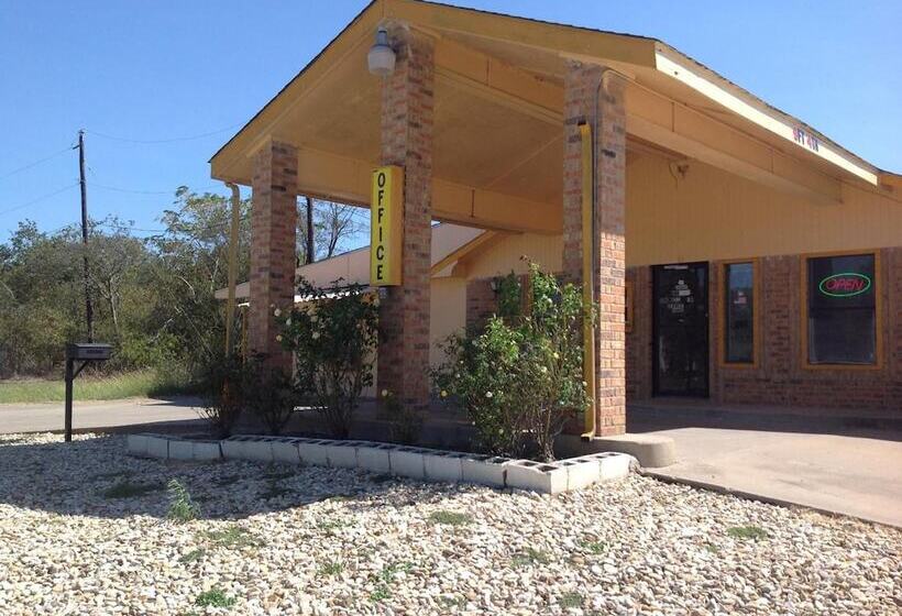 מוטל Westworld Country Inn