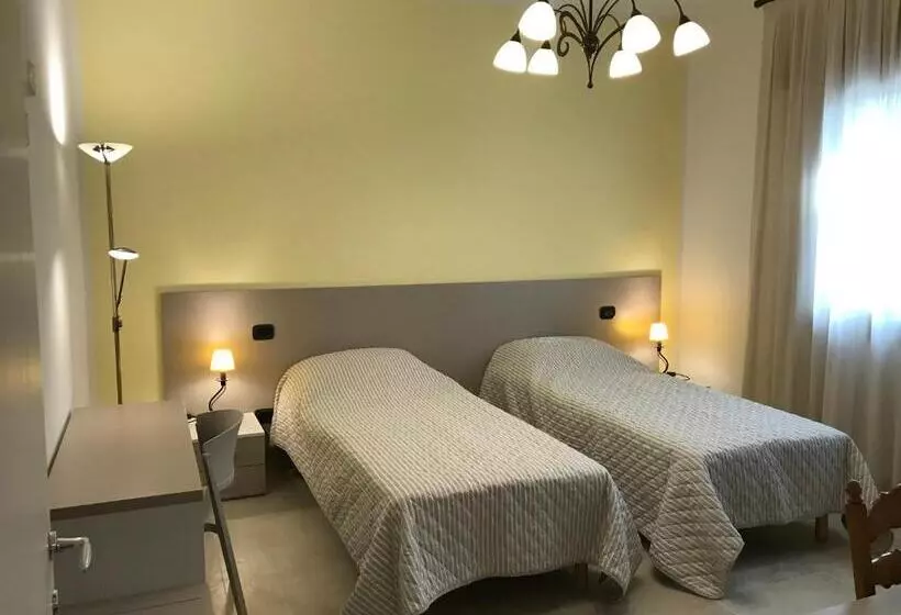 ペンション Borgo Barucchella