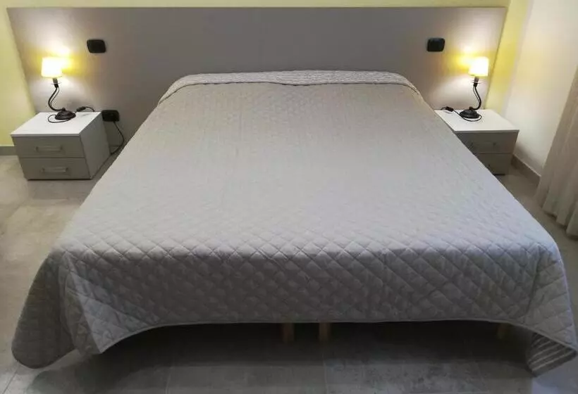 ペンション Borgo Barucchella