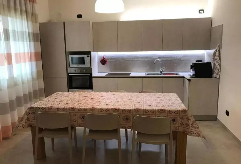 ペンション Borgo Barucchella