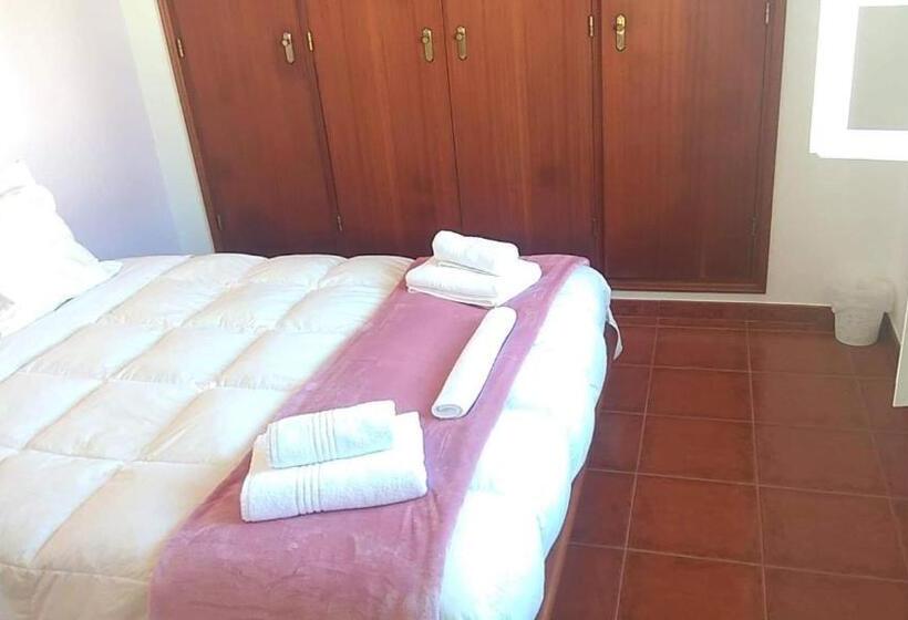 פנסיון Ergobeach House