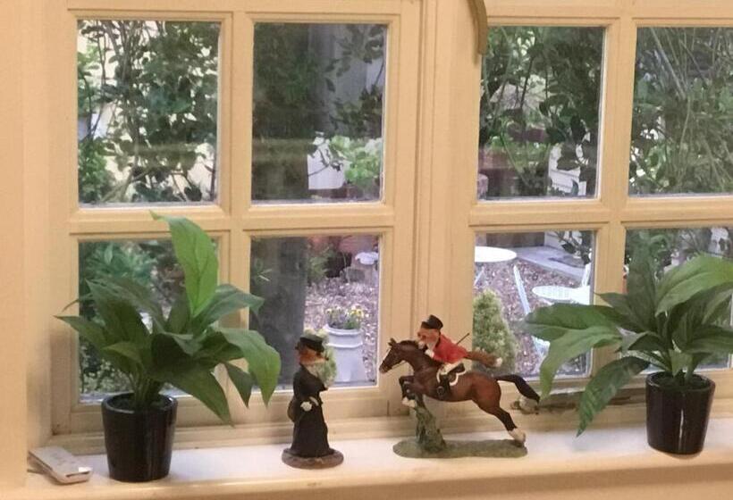 פנסיון Ivy Todd Cottage