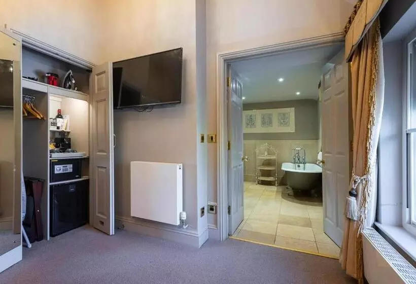 The Hoste And The Vine House Hotels