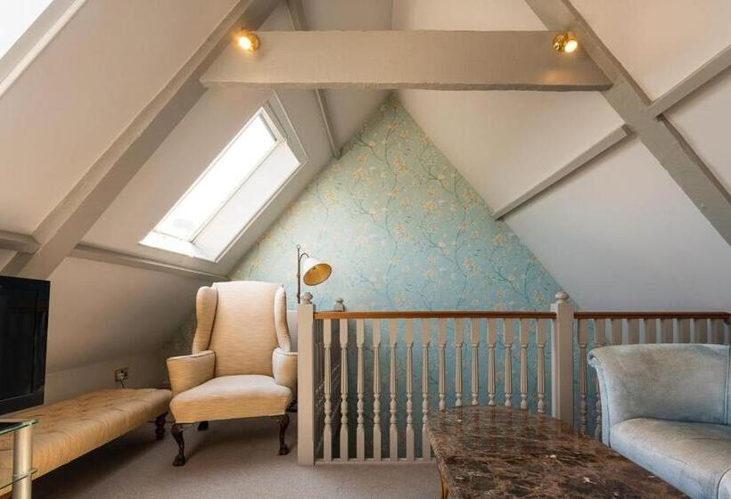 The Hoste And The Vine House Hotels