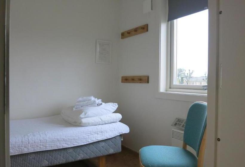 Vallersviks Vandrarhem änggården