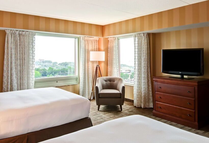 Doubletree Fallsview Resort & Spa By Hilton Niagara Falls