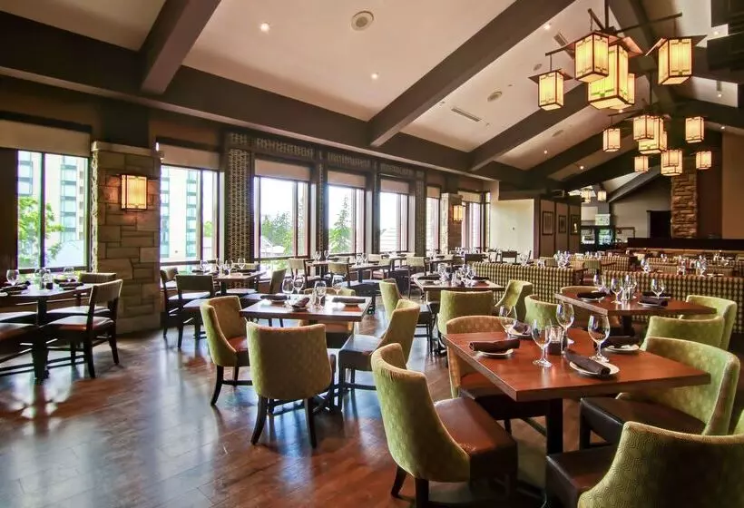 Doubletree Fallsview Resort & Spa By Hilton Niagara Falls