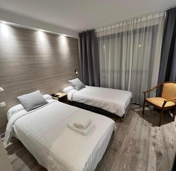 هتل Au Bec Fin Hôtel