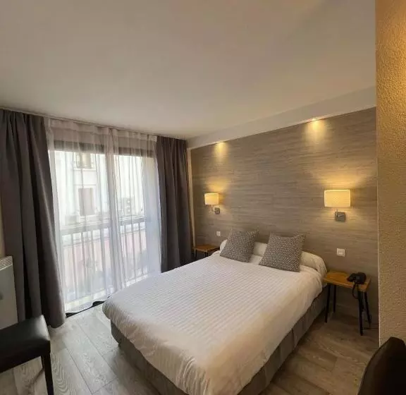 호텔 Au Bec Fin Hôtel