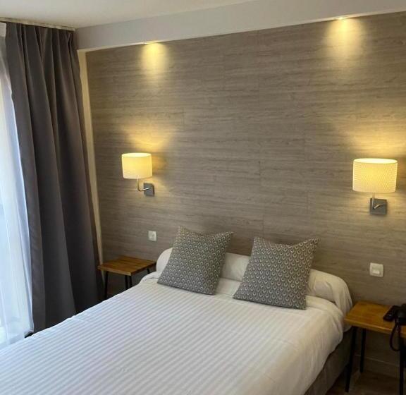 هتل Au Bec Fin Hôtel