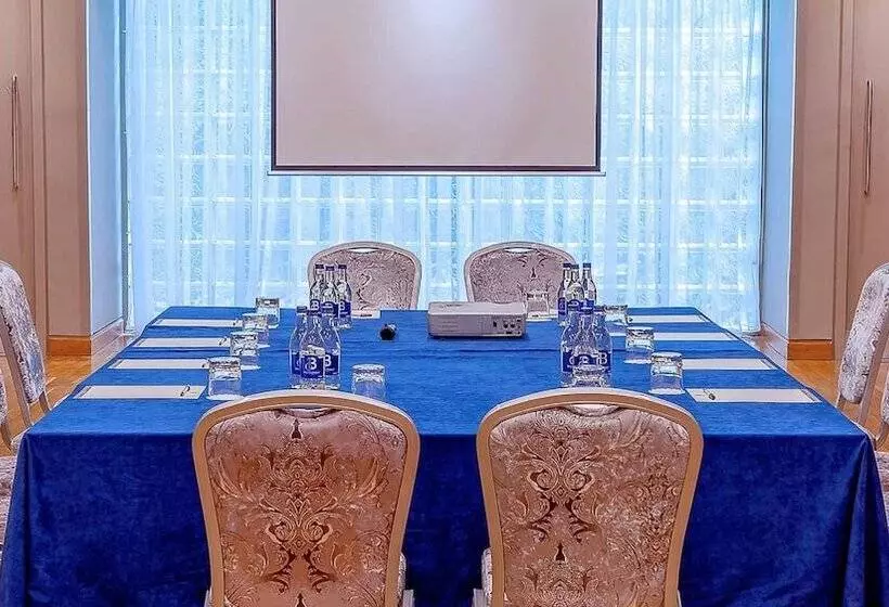 酒店 Ballyroe Heights