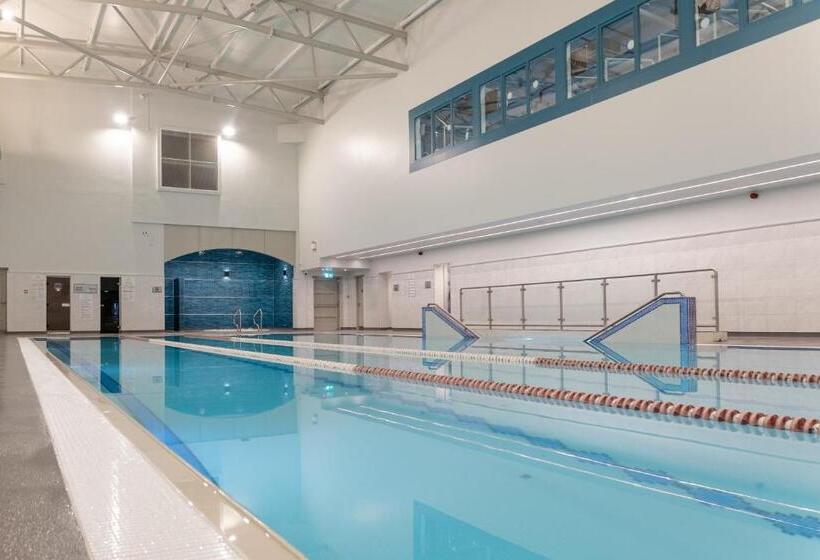 Carrigaline Court Hotel & Leisure Centre