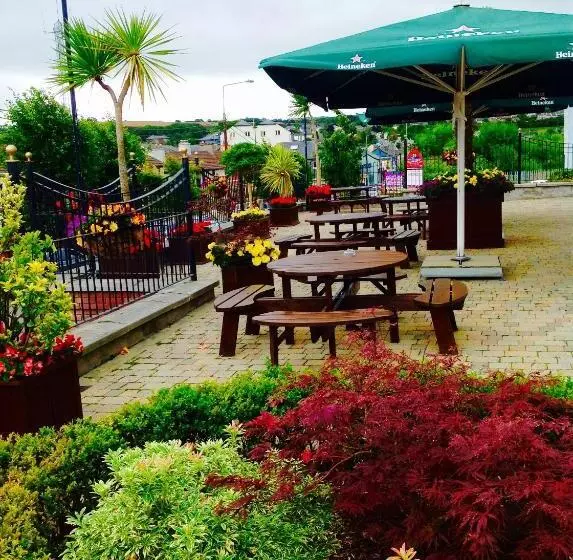 Carrigaline Court Hotel & Leisure Centre