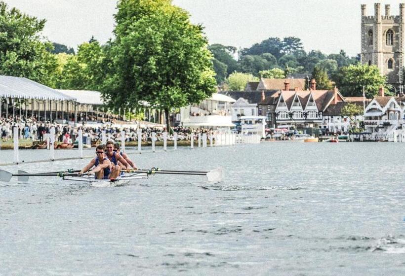 Hotel Crowne Plaza Marlow, An Ihg