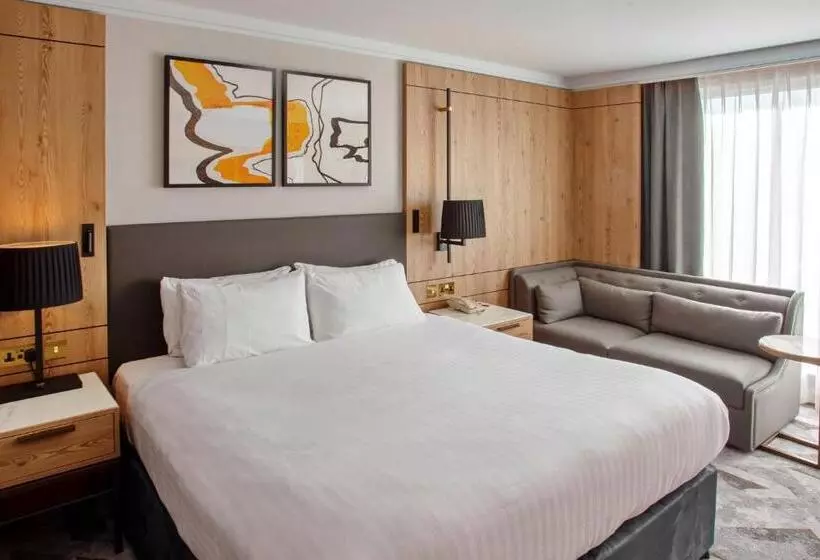 בית מלון כפרי Crowne Plaza Marlow, An Ihg