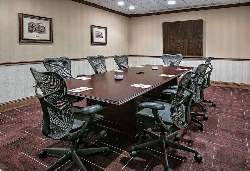 هتل Hilton Garden Inn San Antonio Airport