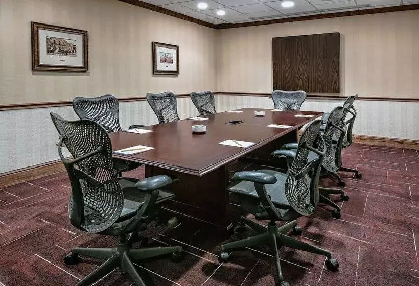酒店 Hilton Garden Inn San Antonio Airport