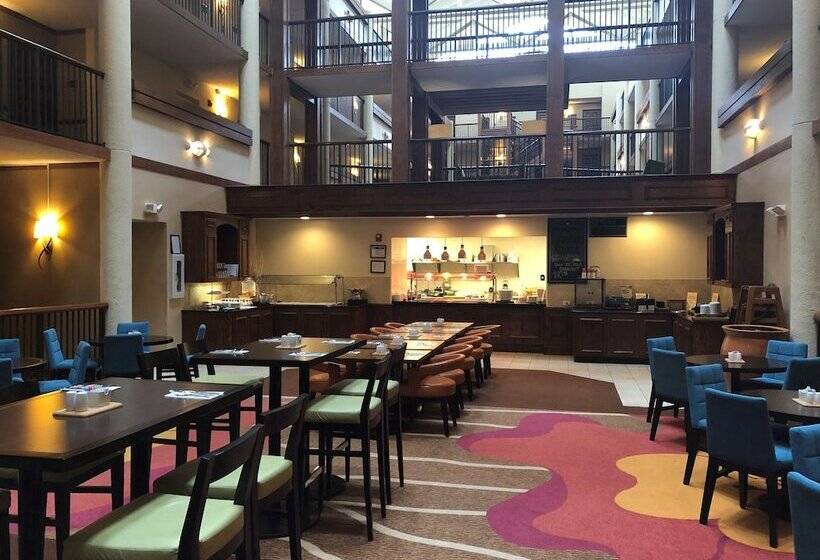 هتل Hilton Garden Inn San Antonio Airport
