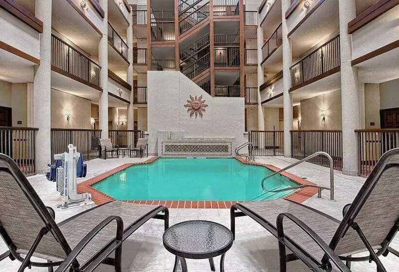 酒店 Hilton Garden Inn San Antonio Airport