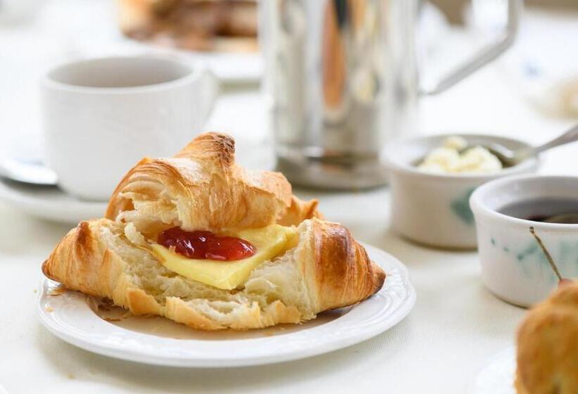 酒店 Killarney Lodge