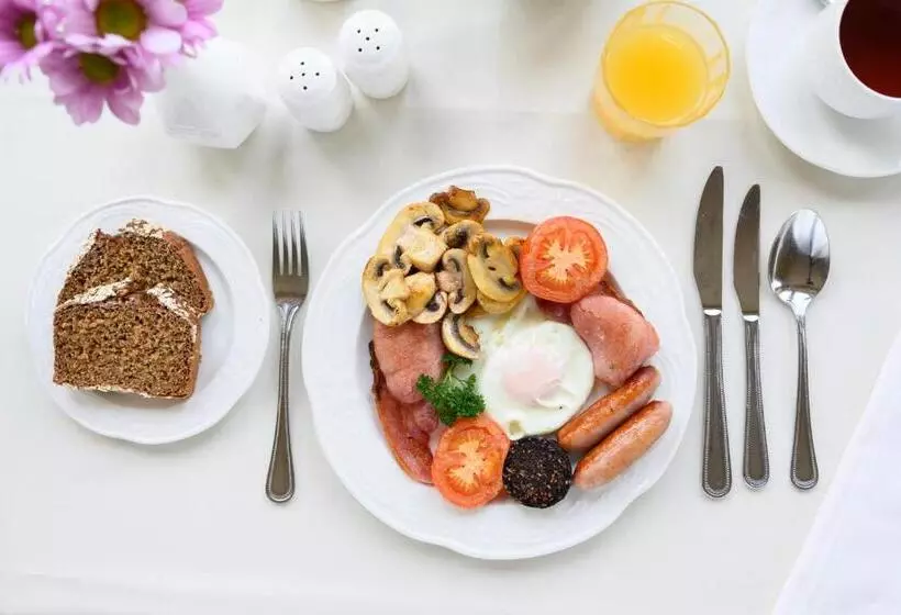 فندق Killarney Lodge